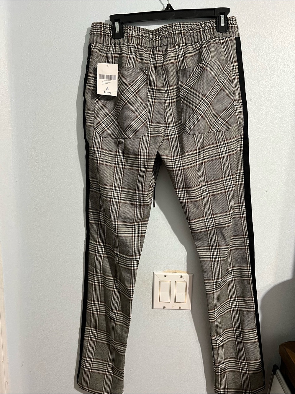 Forever 21 Men's Gray Plaid jogger dress Pants with Black Side Stripes - Picture 2 of 4